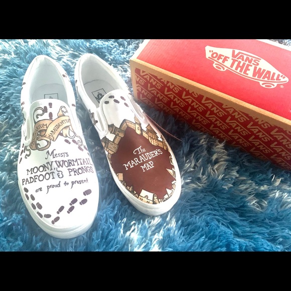 Harry Potter custom shoes - Picture 2 of 4